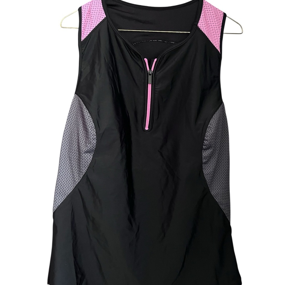 ⭐️Angel Season Athletic Top with Pink Accents